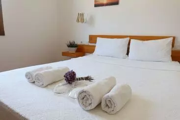 Lefkofris Otel