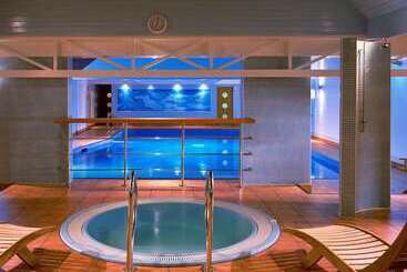 Meon Valley Hotel And Country Club