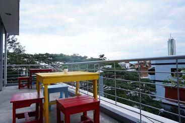 La Sucursal Hostel   Adults Only