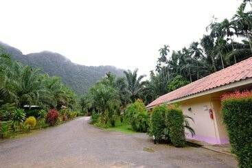 ホテル Parattha Resort