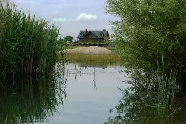田舎風ホテル Agroturystyka żabi Raj