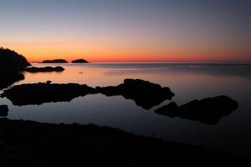 مبيت وإفطار Pointhouse Suites On Sargeant Bay