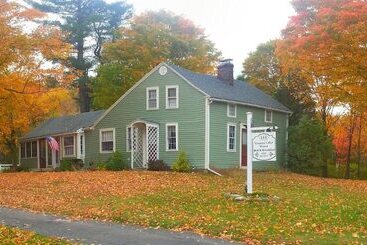 Truman Gillet House Bed & Breakfast