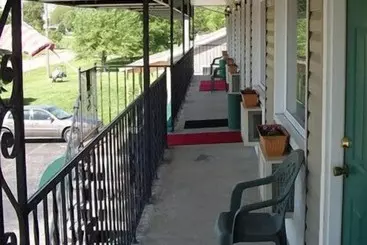 K River Motel & Campground