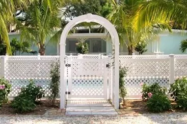 Orchid Island Cottages