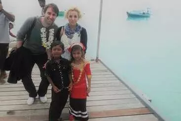 پانسیون Azoush Tourist Guesthouse