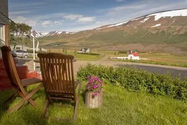 پانسیون Draflastadir Guesthouse