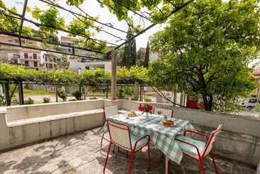 Aparthotel Villa Doris