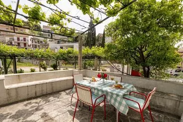 アパートホテル Villa Doris