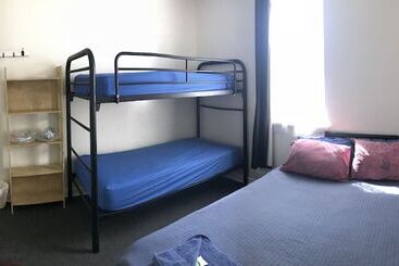 旅馆 Wander Inn – Bunbury Backpackers