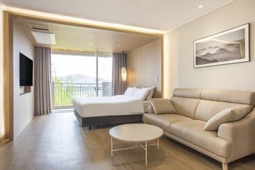 Hotel Kensington Resort Gyeongju
