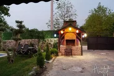 Naturel Stone Villaları