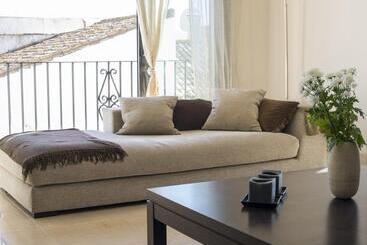 Hotel Paradise At Puerto Banus