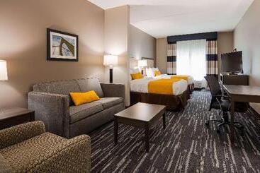 בית מלון כפרי Best Western Plus Gallup Inn & Suites