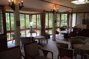 Hotel Cultural Property Of Japan Senzairo