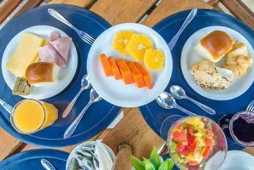 ホテル Pousada Sarata Ferradura