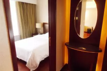 Jing'an Ziyuan Apartment