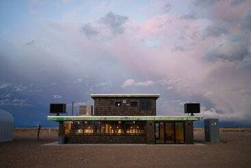 فندق Frontier Drive Inn