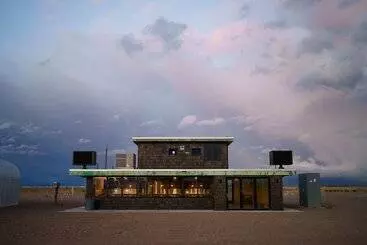 Hotelli Frontier Drive Inn