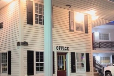 Motel Boutique By Wolf Inn