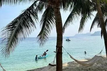 ホテル Bamboo House Beach Lodge & Restaurant