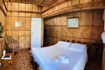 Hotelli Bamboo House Beach Lodge & Restaurant