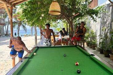 Hotel Bamboo House Beach Lodge & Restaurant