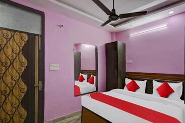 Hôtel Oyo Flagship 80825  Golden Key Inn