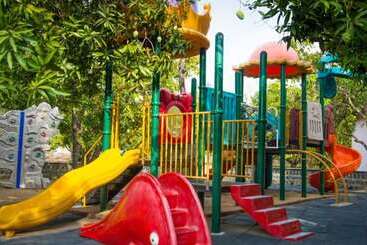 Esthell Village Resort