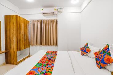 Fabhotel Royal Manyata