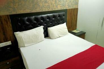 בית מלון כפרי The Qubic