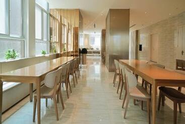 酒店 Ji  Xi An South Railway Station Municipal Government