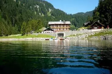 Pansiyon Gasthof Gosausee