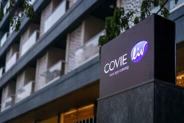 호스텔 Covie Kharghar 200