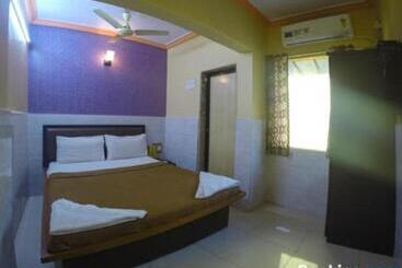 Отель Classic Residency