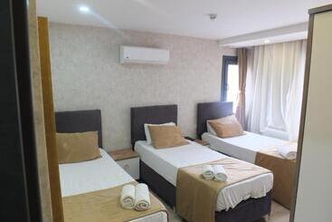 هتل Clove Silvana