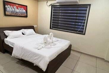 בית מלון כפרי Royal Villa Guest House