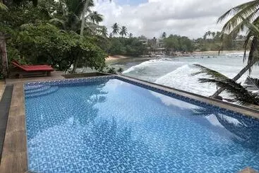 Hotel Number One Mirissa