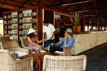 Hotel The Barefoot Eco