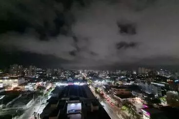 アパートホテル Distrito 90