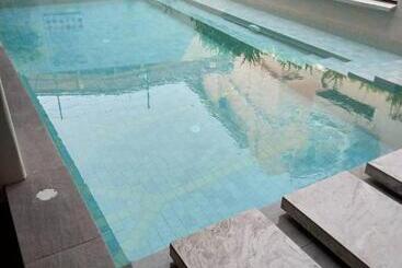 ホテル Valentier Cafe And