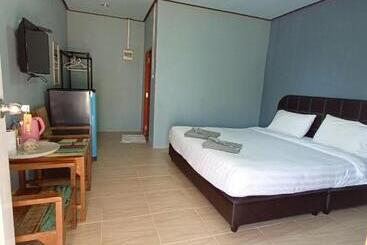 Resort บ้านทุ่ง เคียงบึง รีสอร์ท