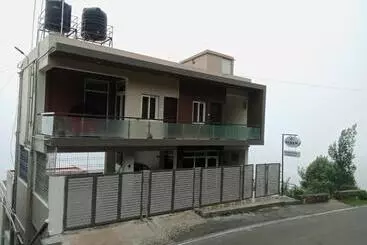 Bed and Breakfast Vanam Holidays