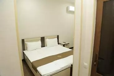 Premium Hotel 777