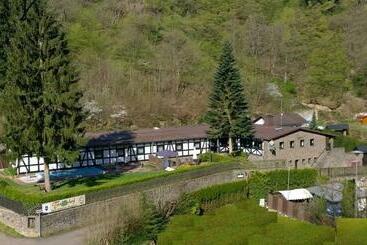 Общежитие Restaurant Tannenhof