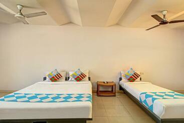 Hotel Oyo 81056 Ar Rooms