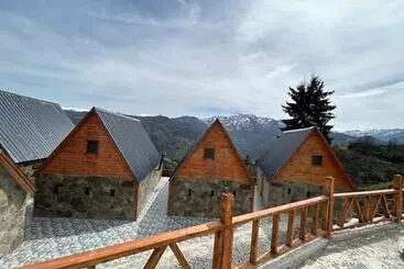 استراحتگاه Sitiela Bungalov Kir Evi