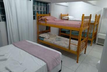 ユースホステル Pousada Cafe Com Margarida 150 Metros Do Mar Rua Do Calçadao Da Central