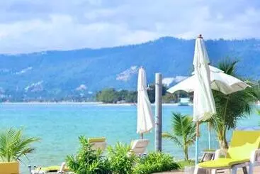 Hotelli Smile Samui Chaweng Beach Front Resort