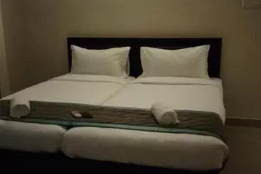 Hotelli Trinetraa Inc